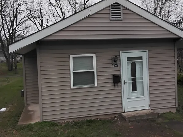 2543 N Campbell Ave, Springfield, MO 65803