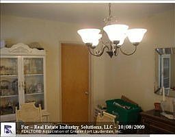 3rd image of 2801 NE 26th Ave