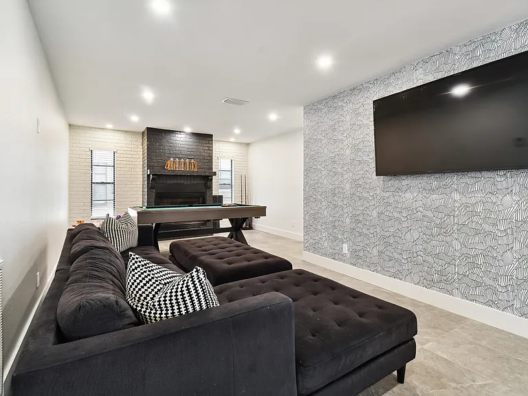 919 Chipaway Dr — Photo 9