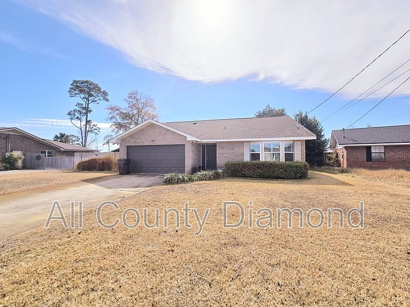 1st image of 807 S Longwood Cir