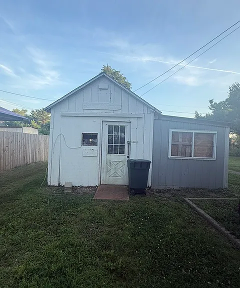 409 Walnut St — Photo 5