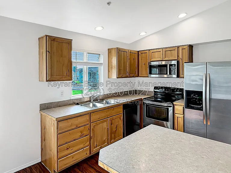 2111 E White Oak Ct #201 — Photo 10
