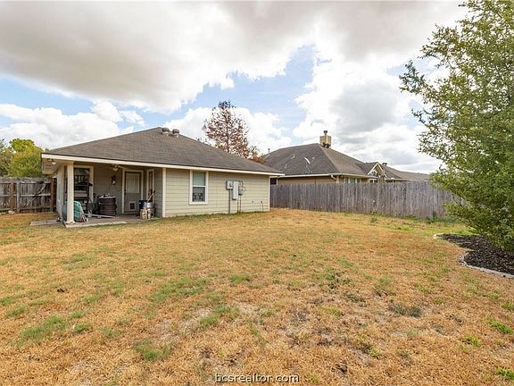 2nd image of 1008 Windmeadows Dr