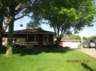 4158 Diamond Dr, Eagan, MN 55122