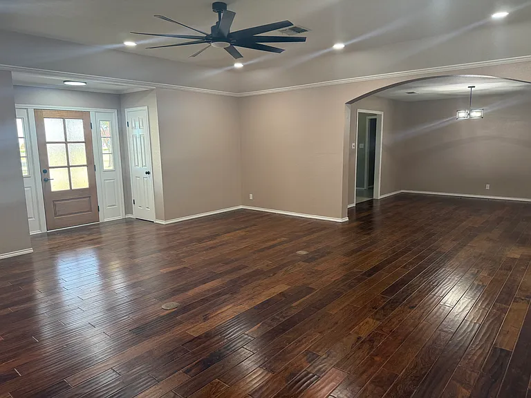 7405 Bean Rd — Photo 3