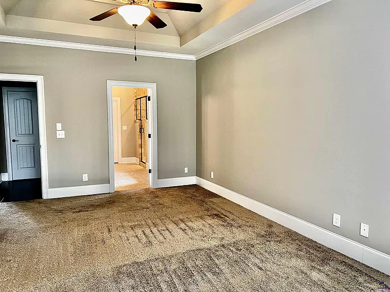 609 Cannock Ct — Photo 17