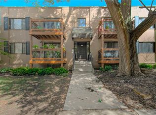 4529 Holly St #102, Kansas City, MO 64111