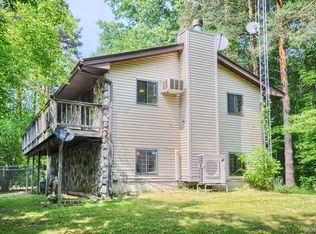 4630 Galbraith Line Rd, Jeddo, MI 48032