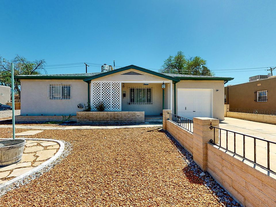 1st image of 2712 Hermosa Dr NE