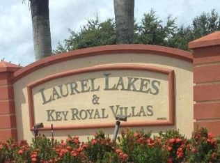 8284 Laurel Lakes Blvd, Naples, FL 34119