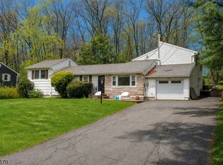44 Venetian Dr, Jefferson Twp., NJ 07849