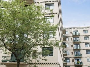 680 N Green St APT 301, Chicago, IL