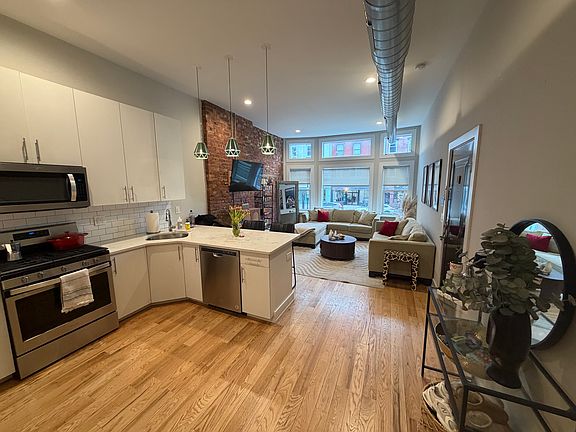 Kitchen/Living Room