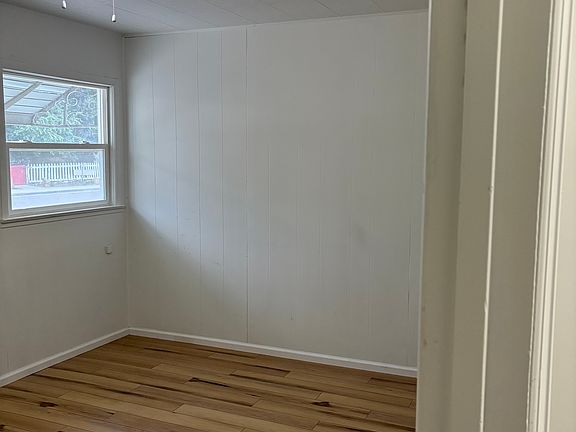 3rd image of 562 1st St