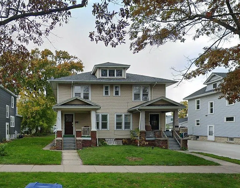 327 N Maple Ave — Photo 1