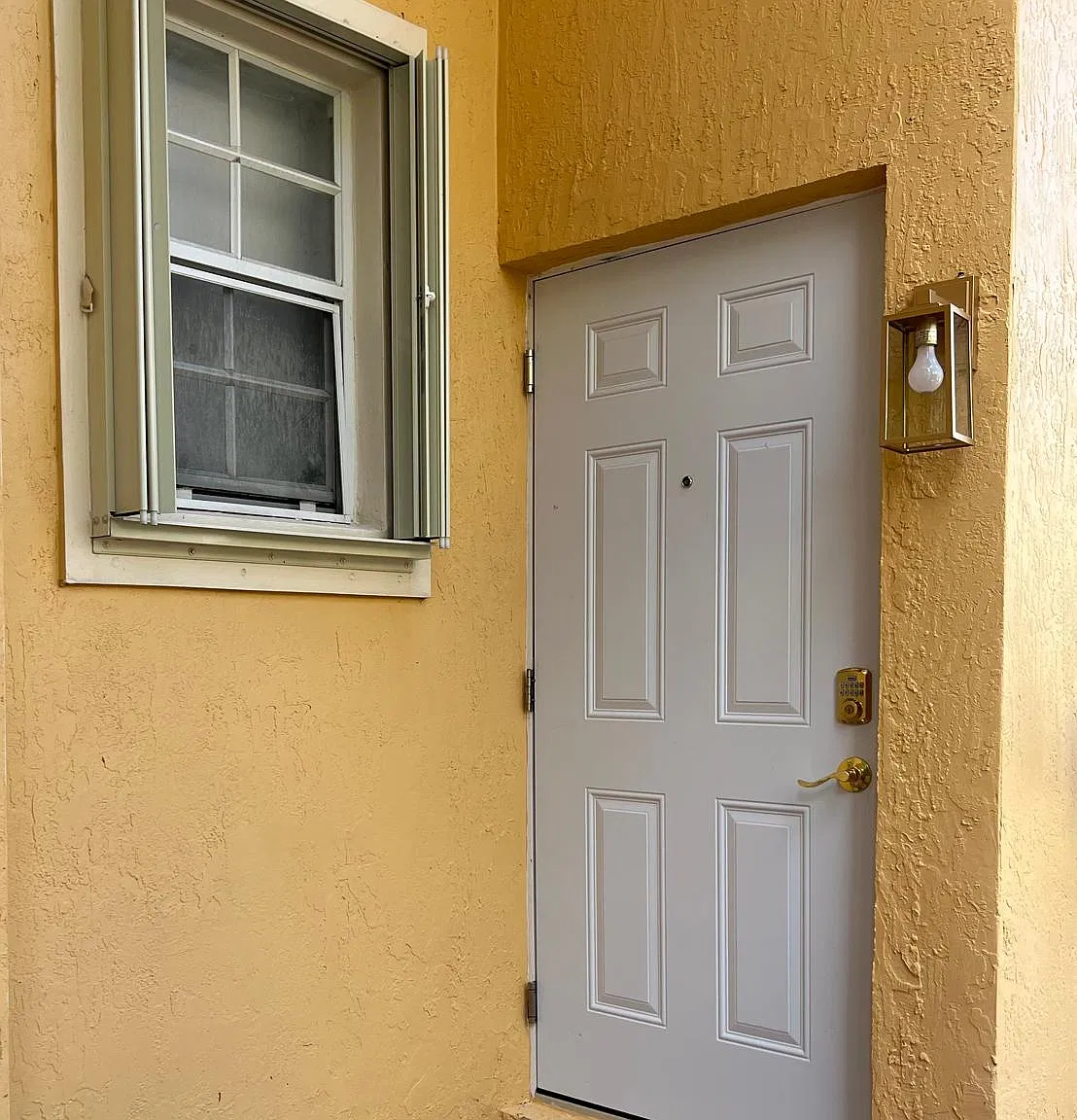 Belmont Ln, Pompano Beach — Photo 2