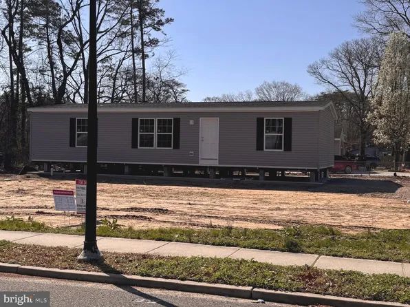 7201 Battle Ln, Millville, NJ 08332