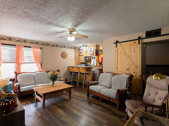 4th image of 999 Lenox Ave