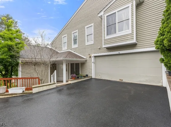 56 Edgewood Road Ondo #56, Bedminster Twp., NJ 07921