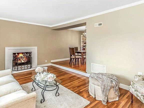 5th image of 51 Elderwood Ln