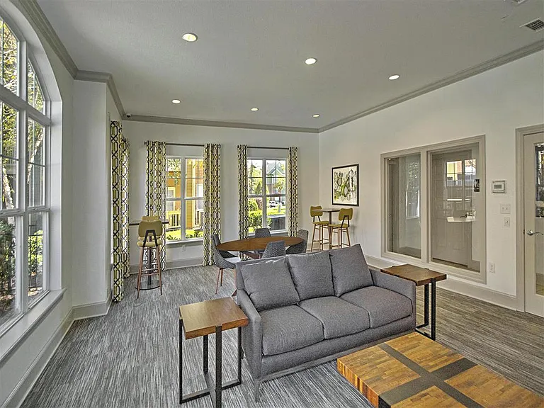 Alden Place at South Square — Photo 20