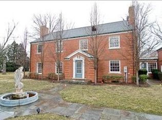 708 S Elm St, Three Oaks, MI