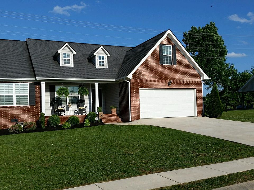 1st image of 226 Gladstone Dr