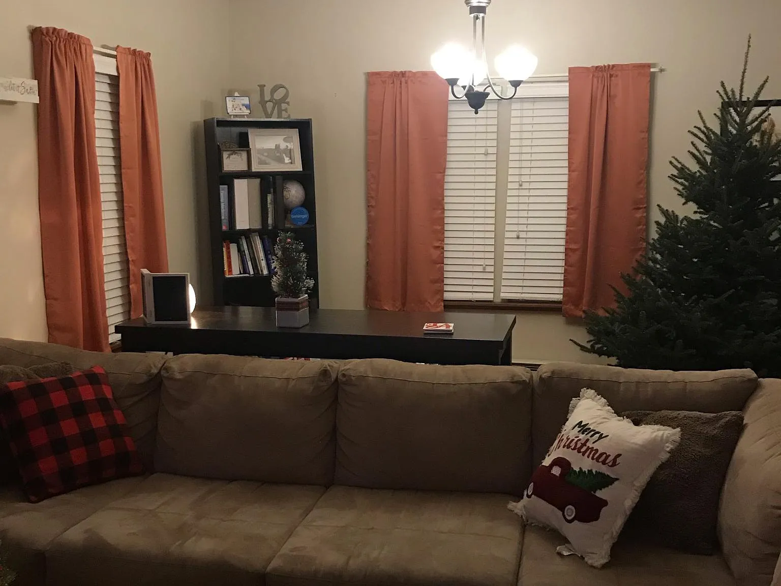 2 bed, 1.5 bath, 1000 sqft, $1,400 — Photo 2