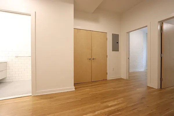 Rented by Nooklyn NYC LLC | media 22