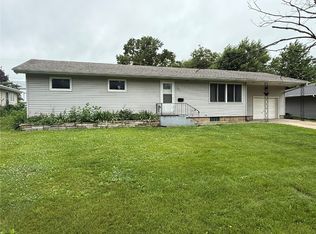 301 2nd Ave, Keystone, IA 52249