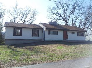 11 Ridgemoor Dr, Fenton, MO 63026