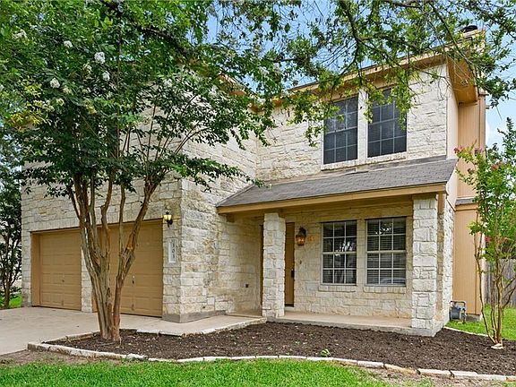 3rd image of 303 Stanford Dr