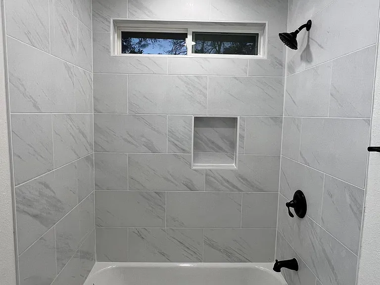 335 Avenue G — Photo 10