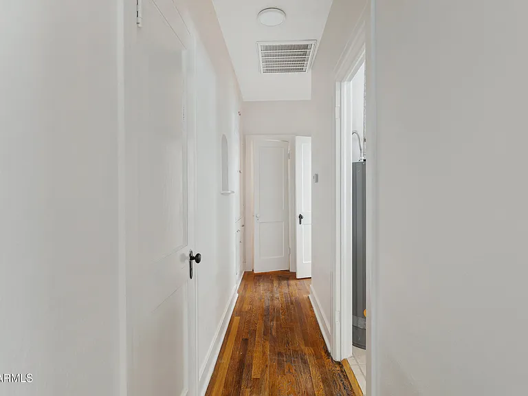 1112 E Portland St — Photo 10