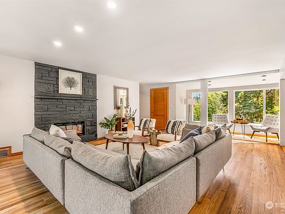 5th image of 4328 Lake Washington Boulevard NE