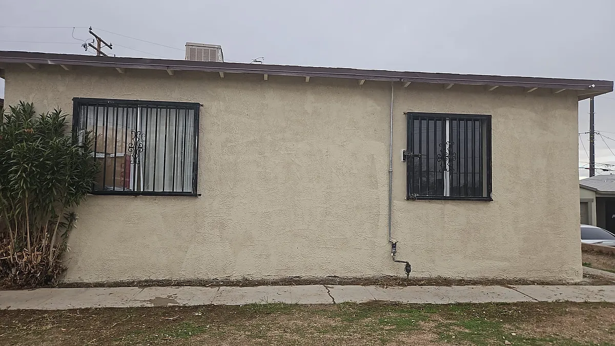 Building Photo - 310 Maxine Ave #310