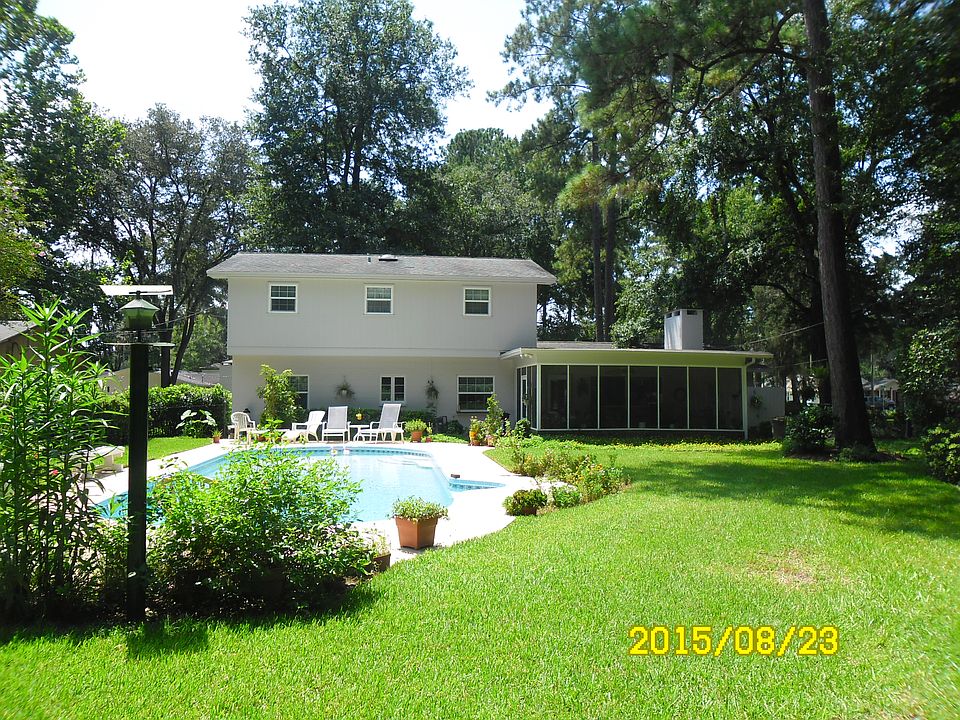 1st image of 4704 NW 15th Pl