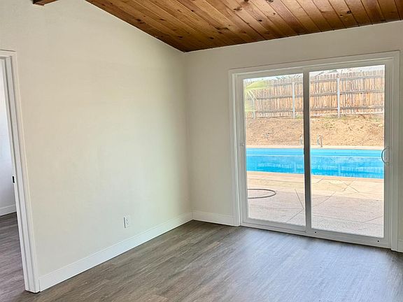 5th image of 2800 Blade Ave