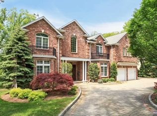 12 Farview Rd, Tenafly, NJ 07670