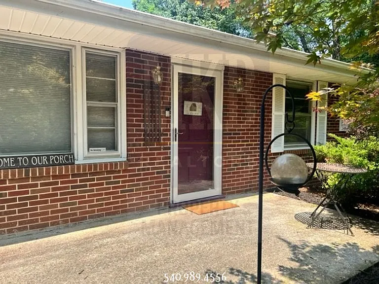 3203 Ledgewood Ave — Photo 2