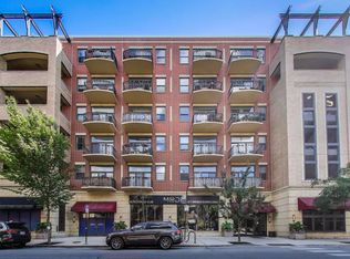 1301 W Madison St APT 311, Chicago, IL 60607