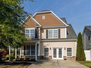 654 Monterey Pine Dr, Fuquay Varina, NC 27526