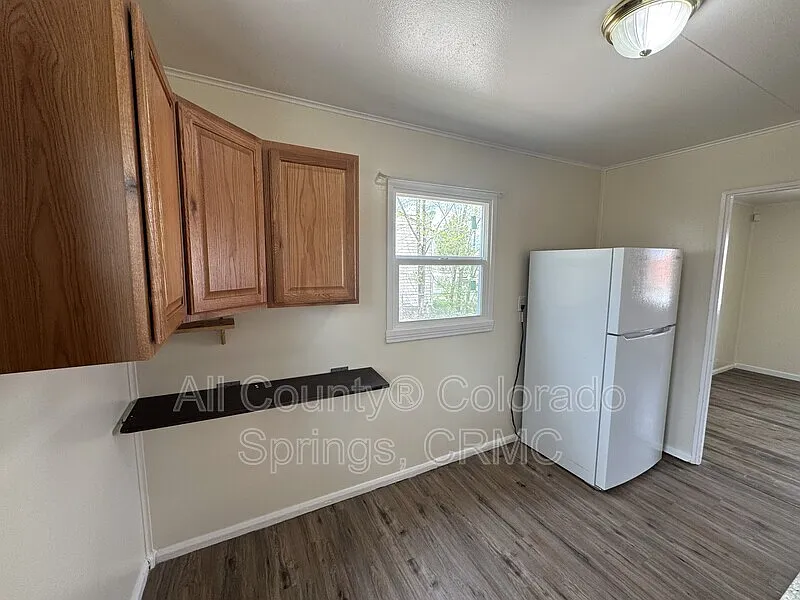 2 bed, 1.0 bath, 796 sqft, $1,550 — Photo 4