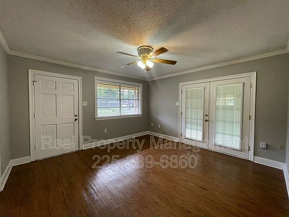 5th image of 275 W Chalfont Dr
