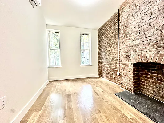 Rented by Doorway NYC, LLC | media 11