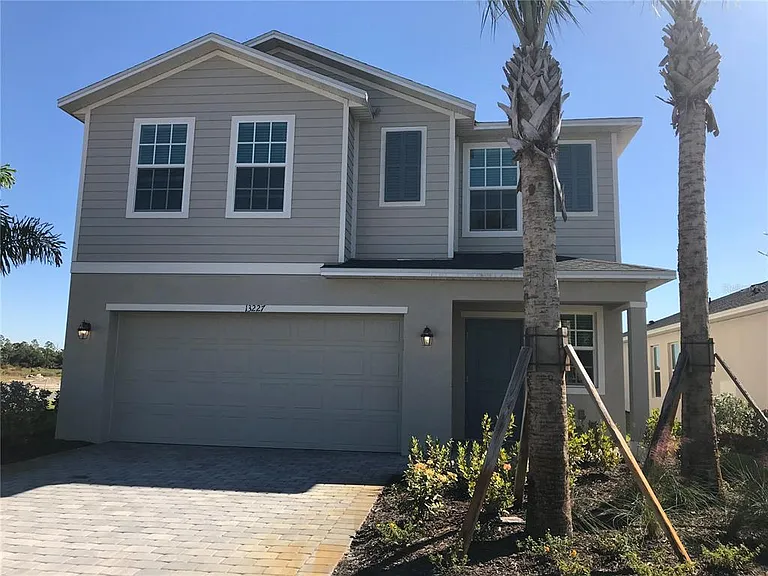 Turnleaf Blvd — Photo 1