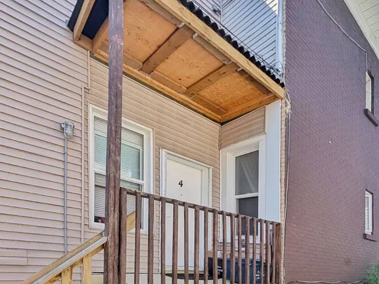 115 Carruthers Ave #4 — Photo 7