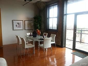 4th image of 1619 Washington Ave Unit 701