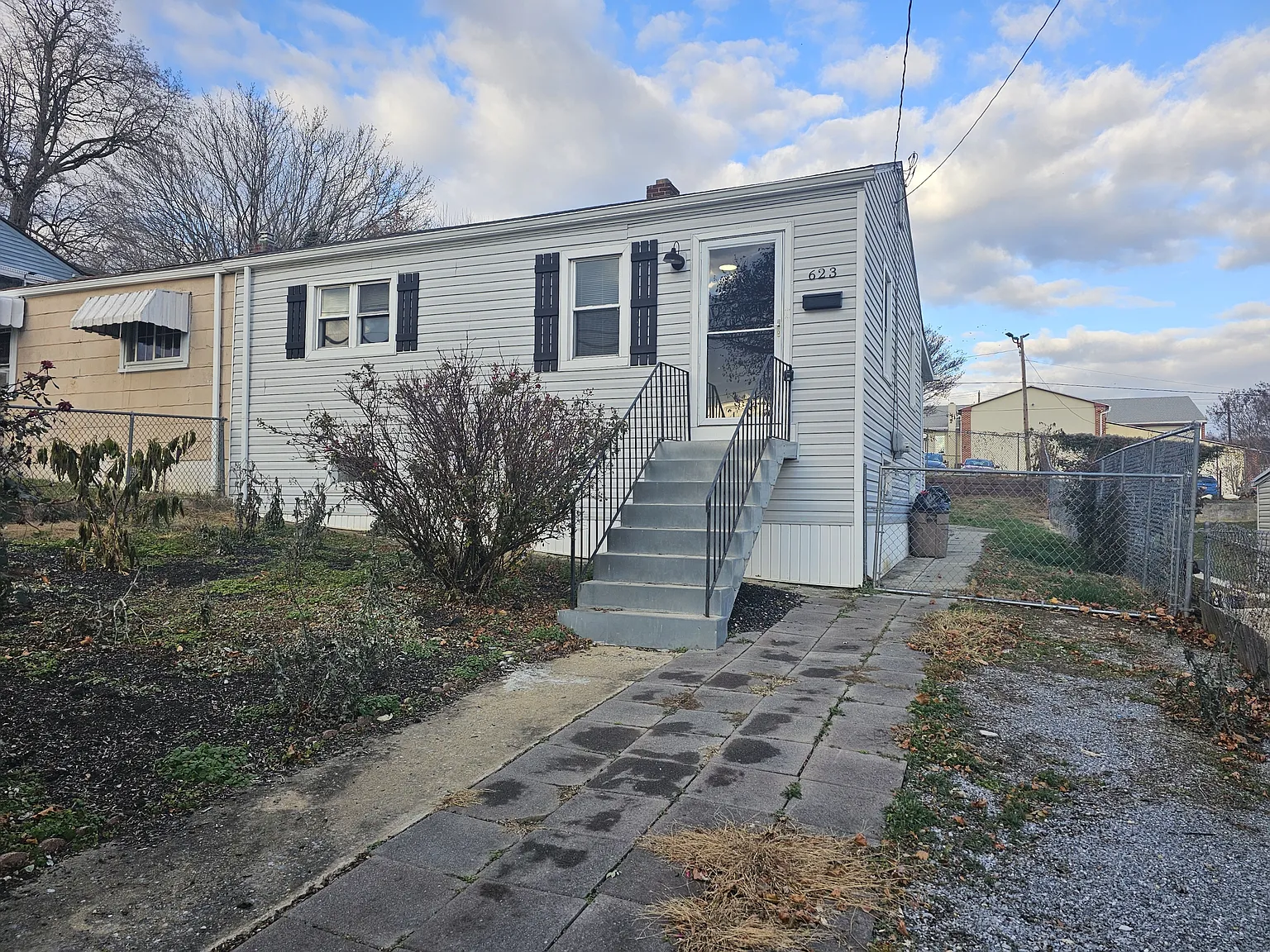 623 S Christian St photo 1