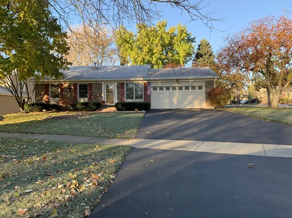 1705 Coral Reef Way, Lake Zurich, IL 60047